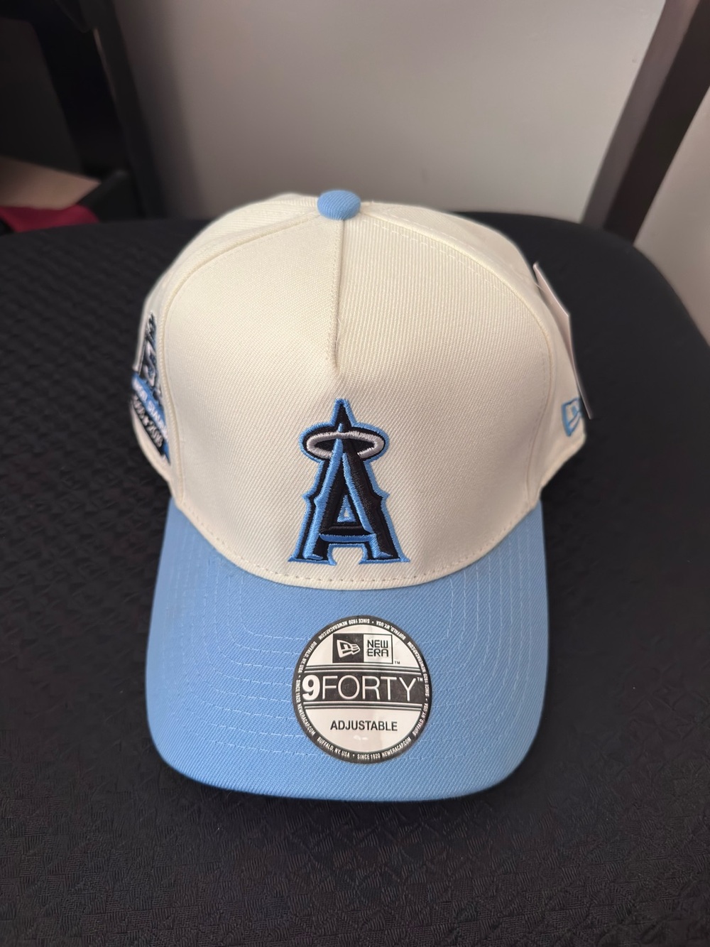 New Era Los Angeles Angels Two-Tone Cap in Cream and Light Blue. Unisex